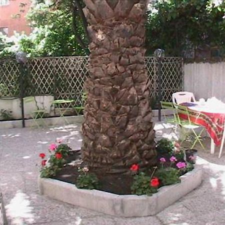 Casa Totti Bed & Breakfast Roma Exterior foto